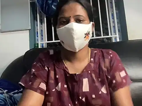 Snapshot of Tamil_Sanjana_ chatting on 7, 4, 2026 Tamil Sanjana online show from 7, 4, 2026