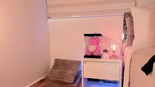 Alissonroses online show from 29, 3, 2026