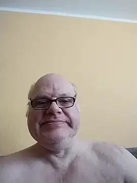 Snapshot of jk6t chatting on 3, 3, 2026 jk6t online show from 3, 3, 2026