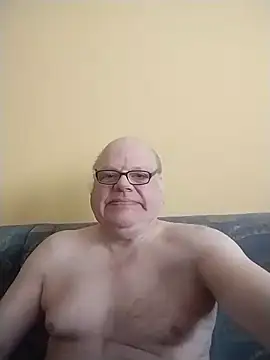 Snapshot of jk6t chatting on 1, 4, 2026 jk6t online show from 1, 4, 2026