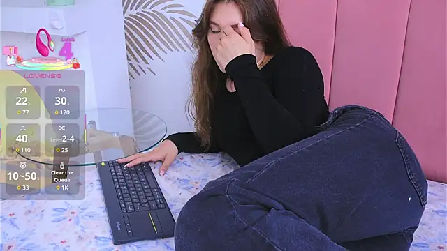 Daisha Riley online show from 27, 2, 2025