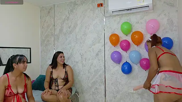 Snapshot of dani-lue chatting on 16, 7, 2026 dani-lue online show from 16, 7, 2026