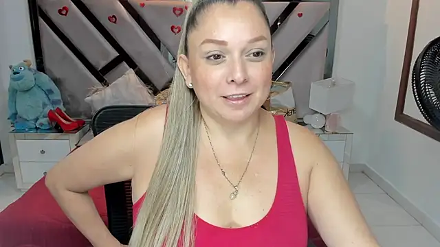 natalia5560 online show from 15, 10, 2025