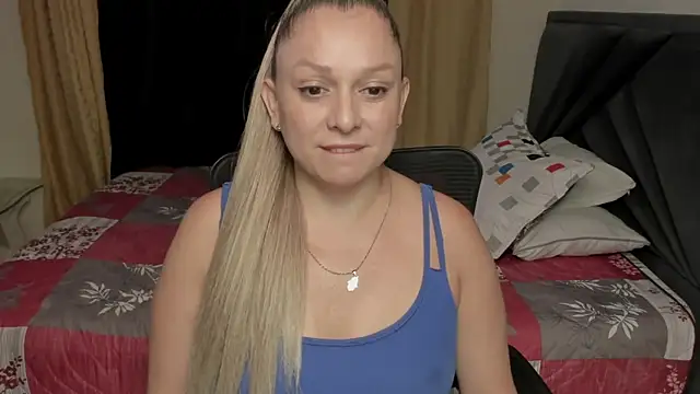 Snapshot of natalia5560 chatting on 18, 2, 2026 natalia5560 online show from 18, 2, 2026