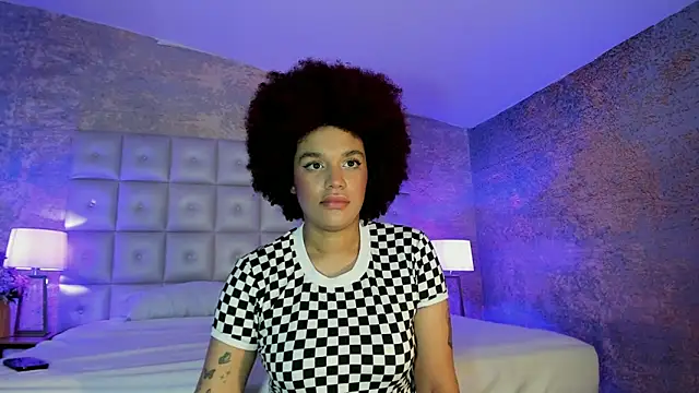 Snapshot of loladupont chatting on 23, 2, 2026 loladupont online show from 23, 2, 2026