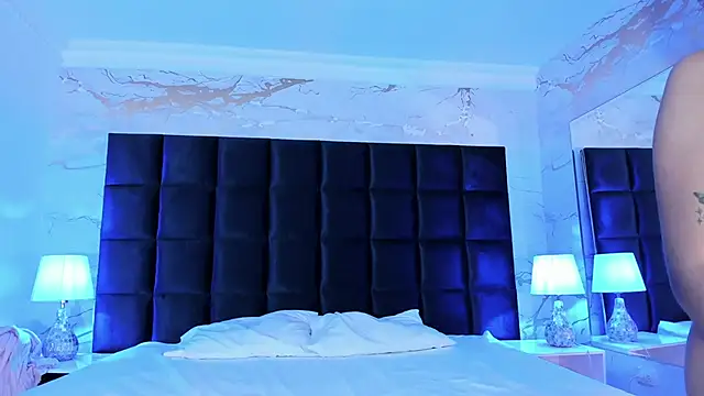 Snapshot of loladupont chatting on 24, 2, 2026 loladupont online show from 24, 2, 2026