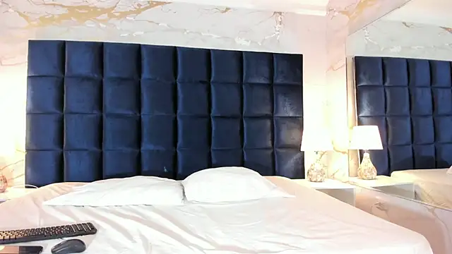 Snapshot of loladupont chatting on 27, 2, 2026 loladupont online show from 27, 2, 2026