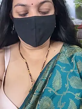 FlatVincy4 online show from 4, 10, 2025