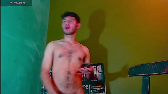 gato444  online show from 10, 1, 2025