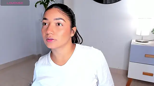 Snapshot of martina_roldam chatting on 15, 1, 2025 martina roldam online show from 15, 1, 2025