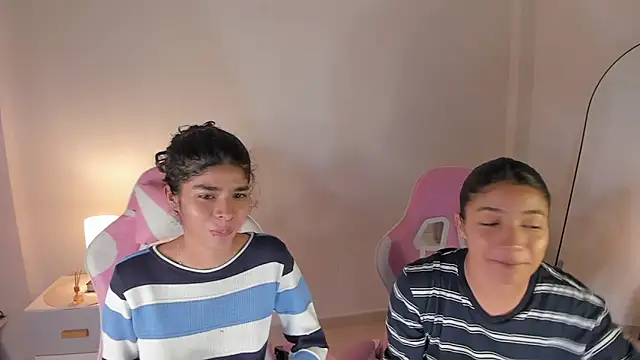 Snapshot of martina_roldam chatting on 27, 9, 2025 martina roldam online show from 27, 9, 2025