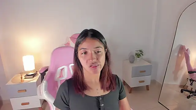 Snapshot of martina_roldam chatting on 30, 9, 2025 martina roldam online show from 30, 9, 2025