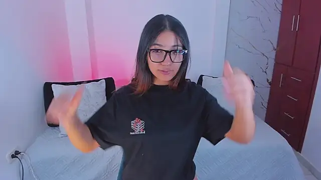 martina roldam online show from 21, 3, 2026