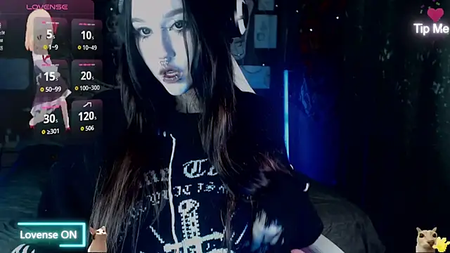 Snapshot of chloe_crystall_killer chatting on 18, 5, 2026 chloe crystall killer online show from 18, 5, 2026