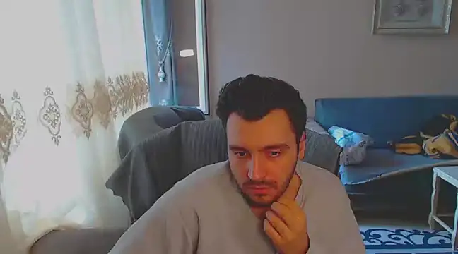 handsomeee04 online show from 20, 2, 2025