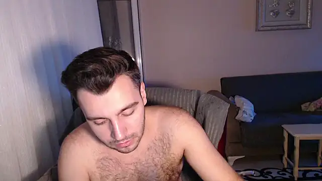 handsomeee04 online show from 18, 9, 2025