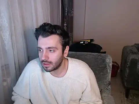 handsomeee04 online show from 17, 4, 2026