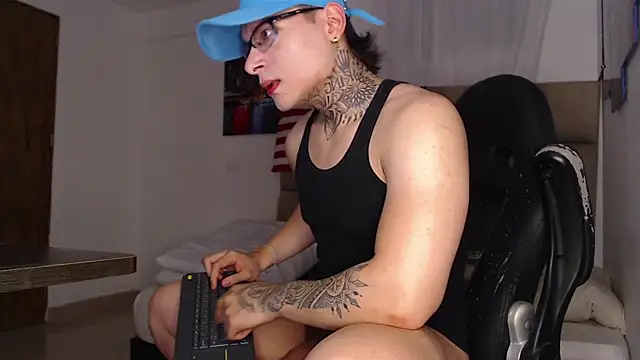 DennisWalkerr online show from 20, 3, 2025