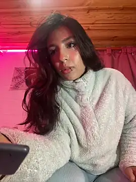 Snapshot of lauuraww chatting on 30, 9, 2025 lauuraww online show from 30, 9, 2025