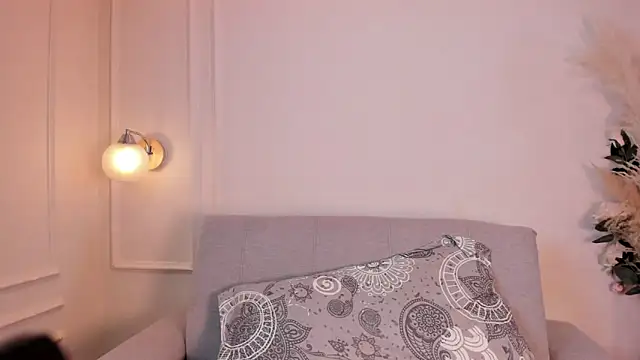 Abril jones10 online show from 13, 1, 2025