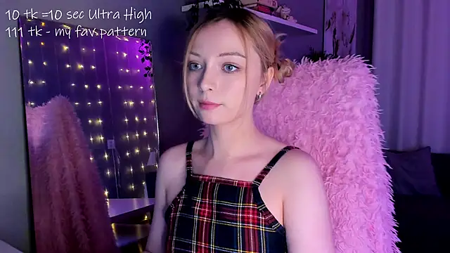 Snapshot of forget_me_not_eve chatting on 9, 1, 2025 forget me not eve online show from 9, 1, 2025