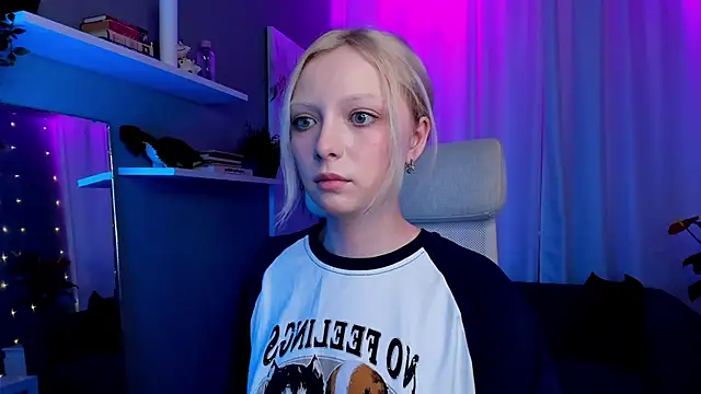 Snapshot of forget_me_not_eve chatting on 5, 2, 2025 forget me not eve online show from 5, 2, 2025