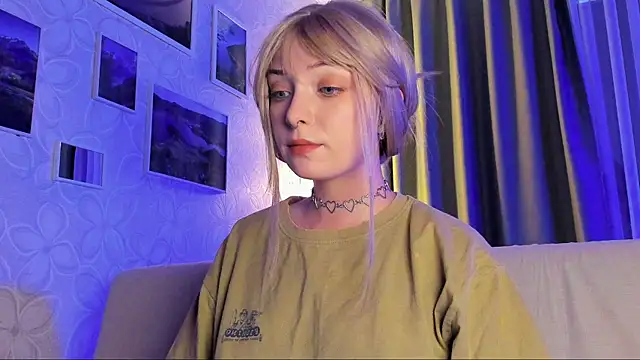 Snapshot of forget_me_not_eve chatting on 11, 9, 2025 forget me not eve online show from 11, 9, 2025