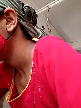 Snapshot of KumarSilencesex21 chatting on 2, 3, 2026 KumarSilencesex21 online show from 2, 3, 2026