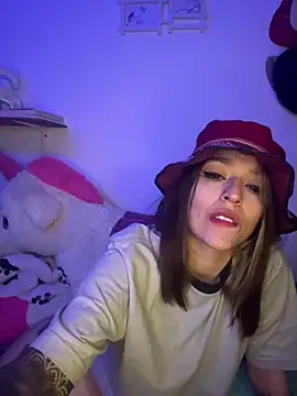 Snapshot of BlueStoneX chatting on 19, 1, 2025 BlueStoneX online show from 19, 1, 2025