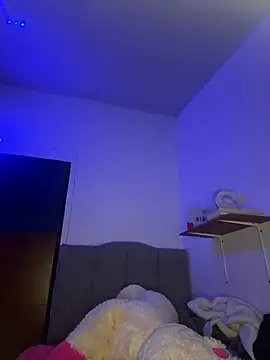 Snapshot of BlueStoneX chatting on 3, 2, 2025 BlueStoneX online show from 3, 2, 2025