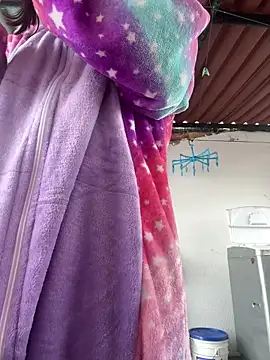 Snapshot of BlueStoneX chatting on 12, 2, 2025 BlueStoneX online show from 12, 2, 2025