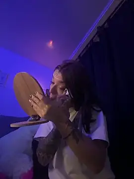 Snapshot of BlueStoneX chatting on 13, 2, 2025 BlueStoneX online show from 13, 2, 2025