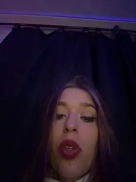 Snapshot of BlueStoneX chatting on 13, 2, 2025 BlueStoneX online show from 13, 2, 2025