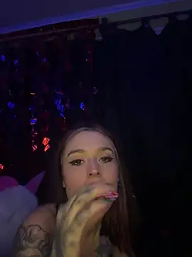 Snapshot of BlueStoneX chatting on 14, 2, 2025 BlueStoneX online show from 14, 2, 2025