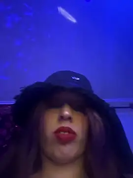 Snapshot of BlueStoneX chatting on 19, 2, 2025 BlueStoneX online show from 19, 2, 2025