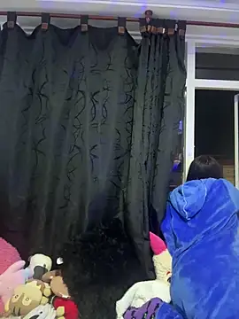 Snapshot of BlueStoneX chatting on 6, 3, 2025 BlueStoneX online show from 6, 3, 2025