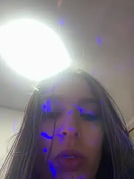 Snapshot of BlueStoneX chatting on 13, 3, 2025 BlueStoneX online show from 13, 3, 2025