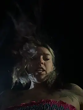 Snapshot of BlueStoneX chatting on 21, 3, 2025 BlueStoneX online show from 21, 3, 2025