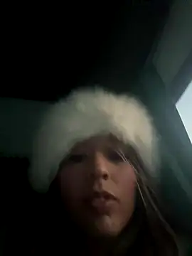 Snapshot of BlueStoneX chatting on 26, 9, 2025 BlueStoneX online show from 26, 9, 2025