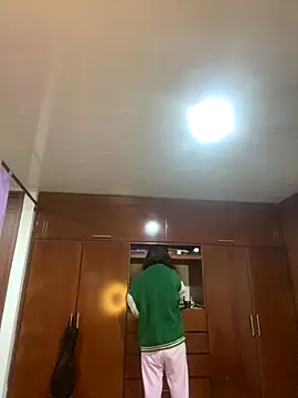 Snapshot of BlueStoneX chatting on 23, 10, 2025 BlueStoneX online show from 23, 10, 2025