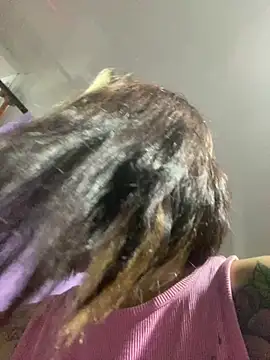 Snapshot of BlueStoneX chatting on 27, 10, 2025 BlueStoneX online show from 27, 10, 2025