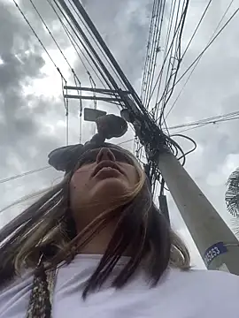 Snapshot of BlueStoneX chatting on 15, 11, 2025 BlueStoneX online show from 15, 11, 2025