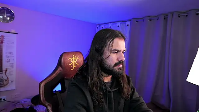 Snapshot of _aragorn__ chatting on 4, 12, 2025 aragorn online show from 4, 12, 2025