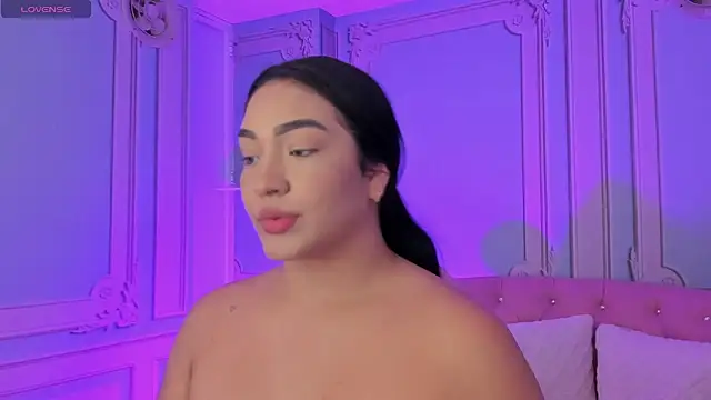 Snapshot of stefany_duque1_ chatting on 8, 1, 2025 stefany duque1 online show from 8, 1, 2025