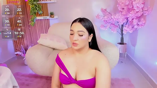 Snapshot of stefany_duque1_ chatting on 19, 9, 2025 stefany duque1 online show from 19, 9, 2025