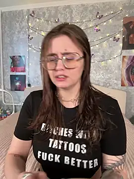 Sabrina shells online show from 4, 12, 2025