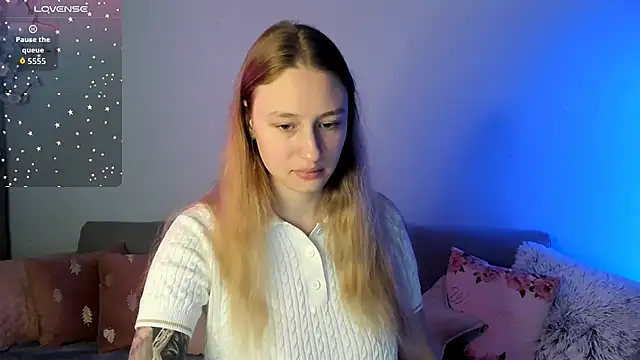Snapshot of Haley_Vixen chatting on 23, 6, 2026 Haley Vixen online show from 23, 6, 2026