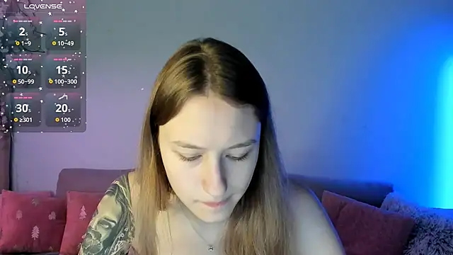 Snapshot of Haley_Vixen chatting on 10, 7, 2026 Haley Vixen online show from 10, 7, 2026
