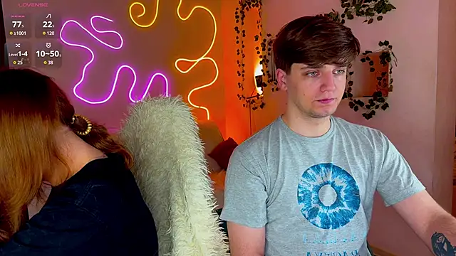 RobertAndLinela online show from 10, 9, 2025