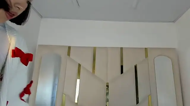 IsabellRodriguez18 online show from 20, 10, 2025